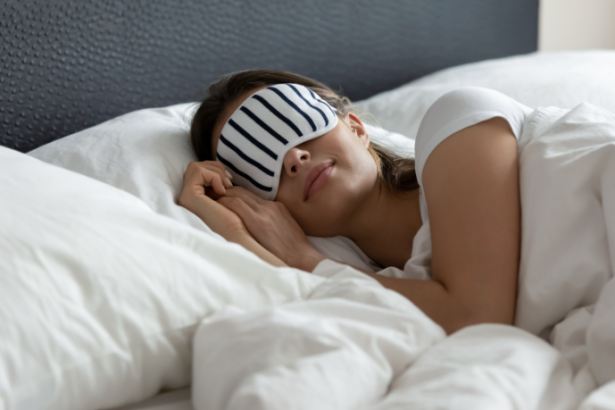 Lawrence Aseba Tipo revela como uma boa noite de sono pode fortalecer o sistema imunológico.