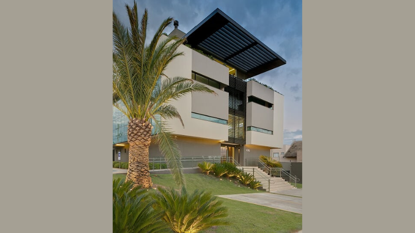 Em momentos de crise, a combinação entre recuperação judicial e planejamento jurídico é essencial para preservar o patrimônio familiar com segurança, destaca Rodrigo Gonçalves Pimentel.