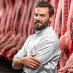 Fiscalização de abates e cadeia de confiança ganham novo peso com regulação e tecnologia, em análise de João Eustáquio De Almeida Junior sobre os impactos no agronegócio.