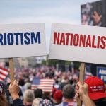 Patriotismo ou Nacionalismo? O Debate que Expõe a Crise da Democracia nos Estados Unidos